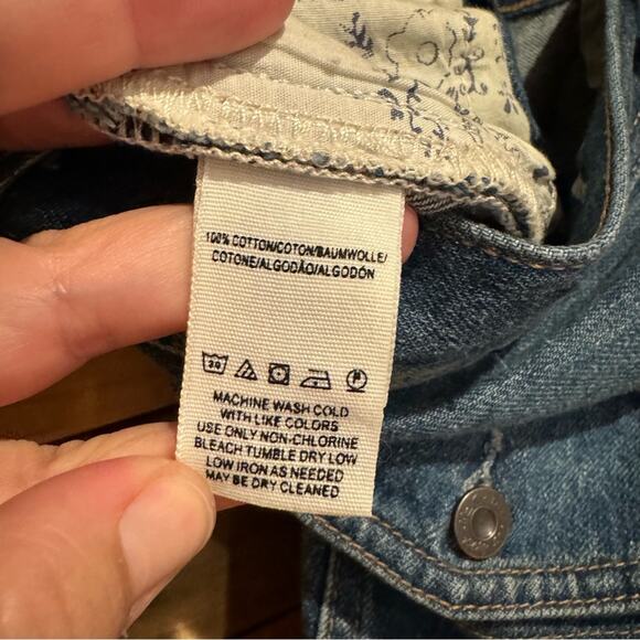 FP We The Free Low Rise Distressed Raw Hem Button Back Pocket Crop Jeans Size 25 - Picture 13 of 14